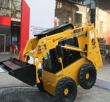 福威滑移裝載機、兩頭忙進口Perkins珀金斯發動機