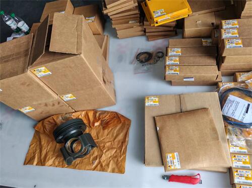 卡特彼勒攤鋪機配件全解析:道路施工的得力助手！